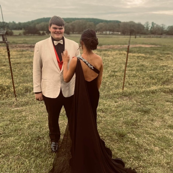 Prom dress - Picture 4 of 5